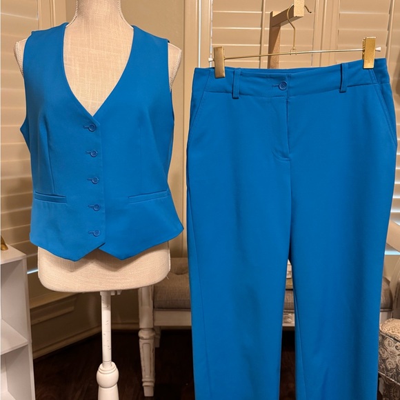 New York and Company Blue Three-Piece Blazer, Pant, and Vest Set - Picture 3 of 17